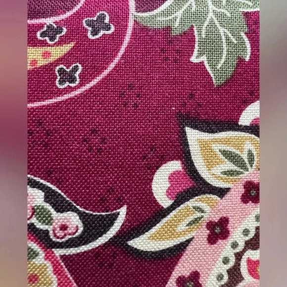 RETIRED: Vera Bradley | Piccadilly Plum business card case. - Picture 3 of 7